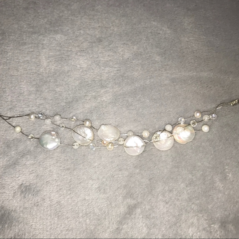 Beautiful white pearl bracelet